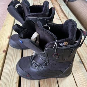 Brand new Burton snowboard boots
